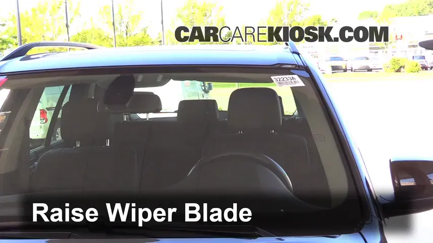 2013 BMW X5 xDrive35i 3.0L 6 Cyl. Turbo Windshield Wiper Blade (Front) Replace Wiper Blades